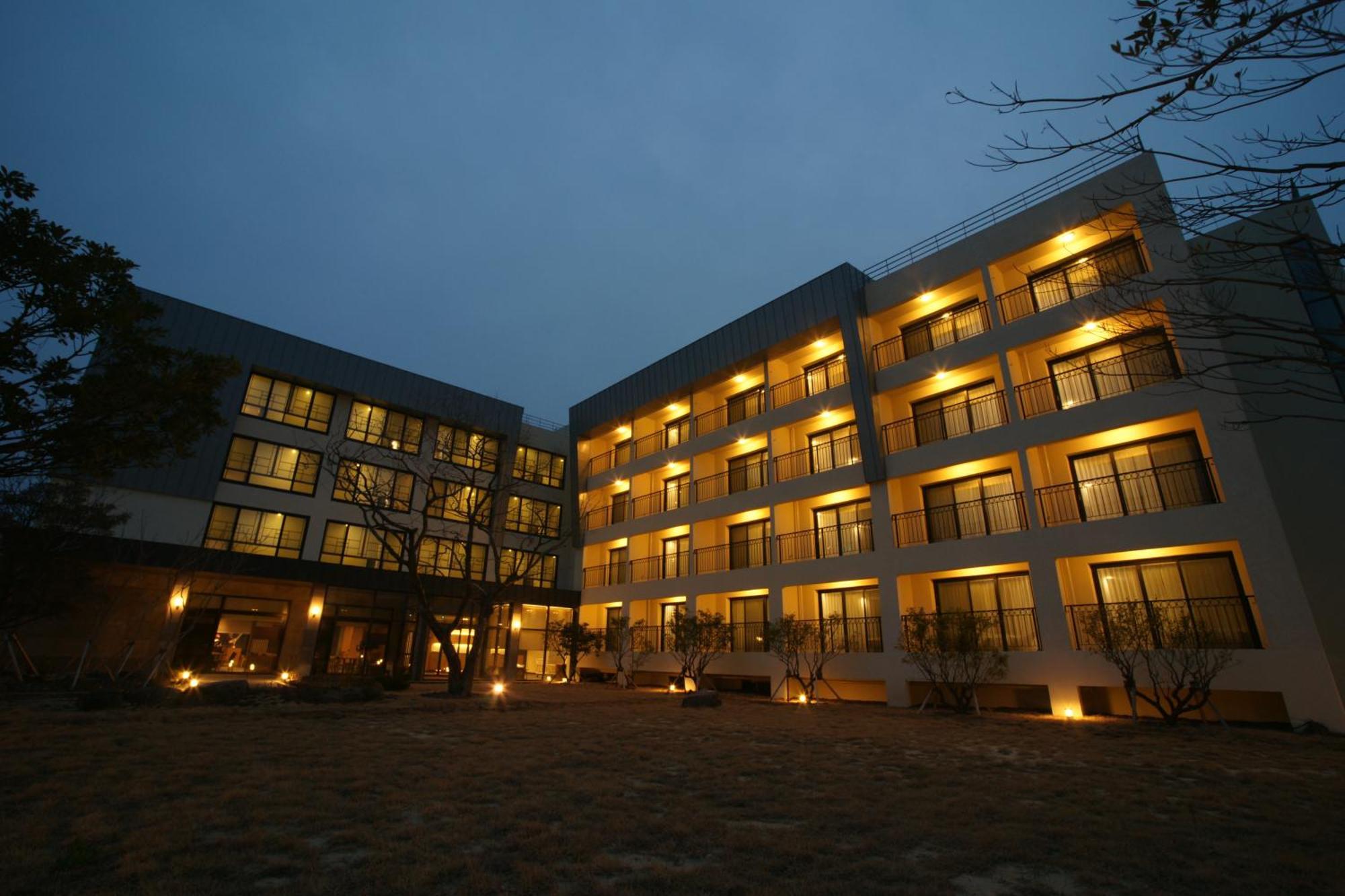 Illeinn Hotel Seogwipo Zewnętrze zdjęcie