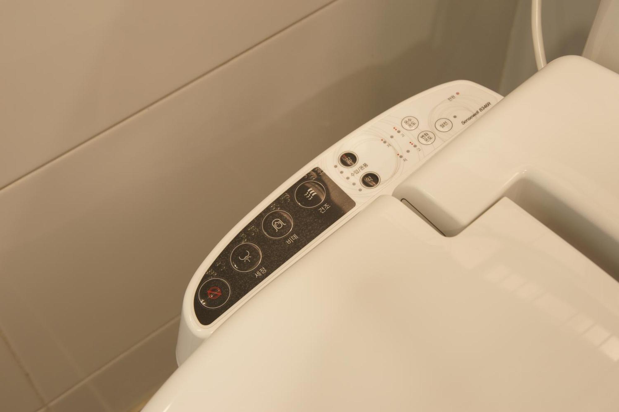 Illeinn Hotel Seogwipo Zewnętrze zdjęcie
