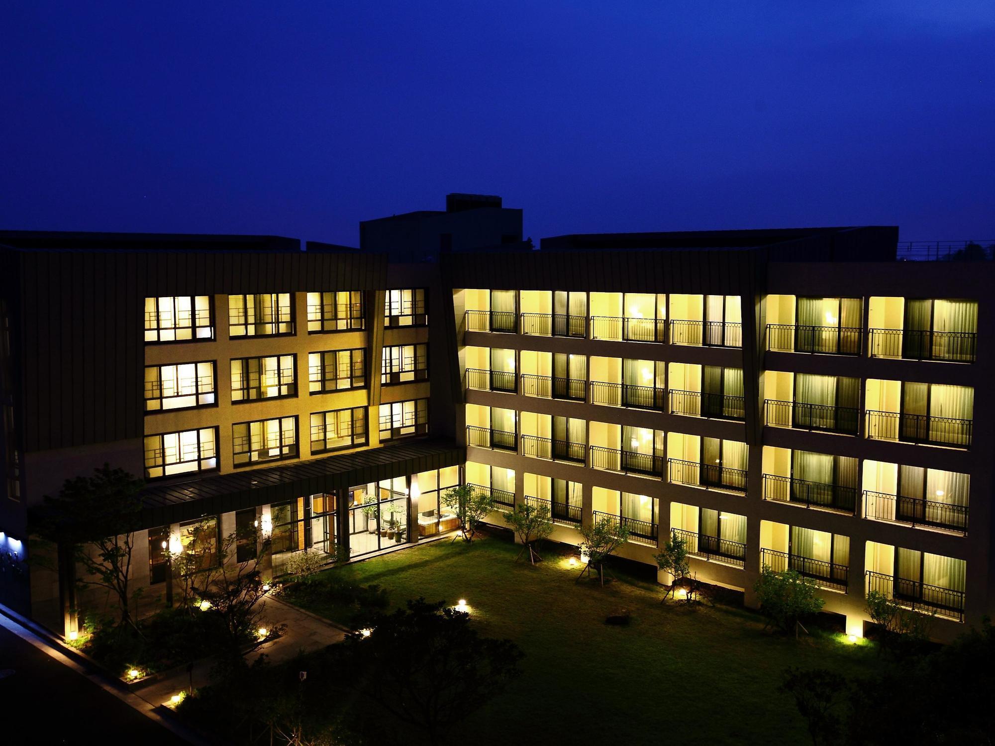 Illeinn Hotel Seogwipo Zewnętrze zdjęcie